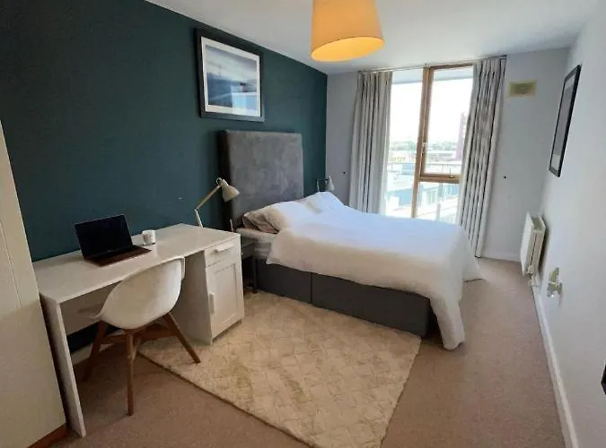 Stunning Modern In The Gasworks アパート